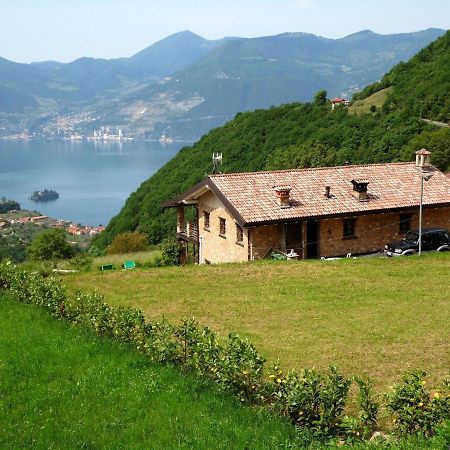 Cozy Chalet At Marone Lake Lombardy With Pool Экстерьер фото
