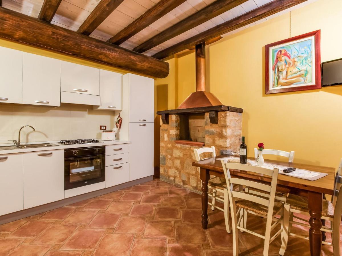 Cozy Chalet At Marone Lake Lombardy With Pool Экстерьер фото